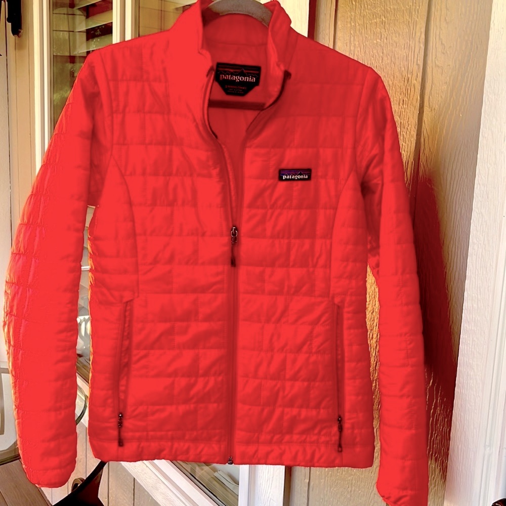 Patagonia women’s small - Nano Puffer jacket- Coral-red color.